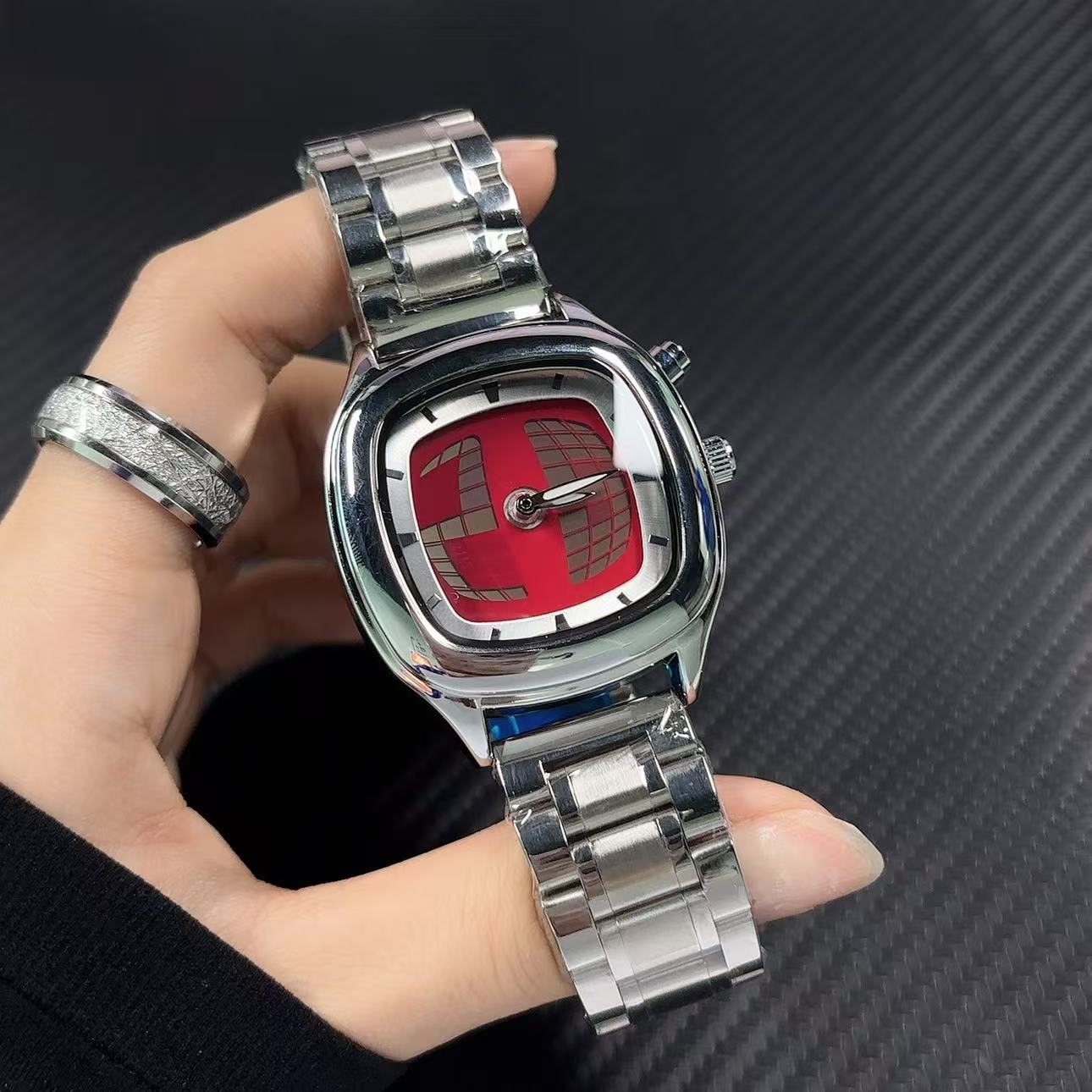 De Millennium Retro Style here - Vintage Watch Collecting recensie en prijs