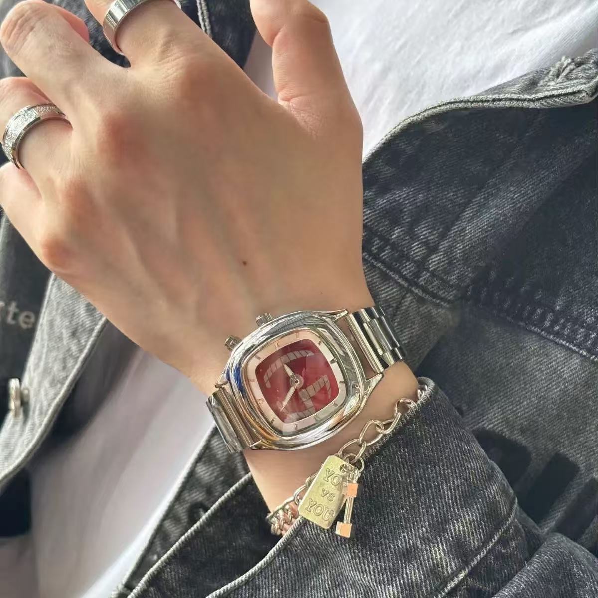 De Millennium Retro Style here - Vintage Watch Collecting recensie en prijs
