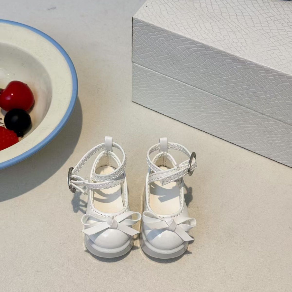 Koffiebruine strikplatform pop - Vintage Collectible And Vintage Dolls recensie en prijs