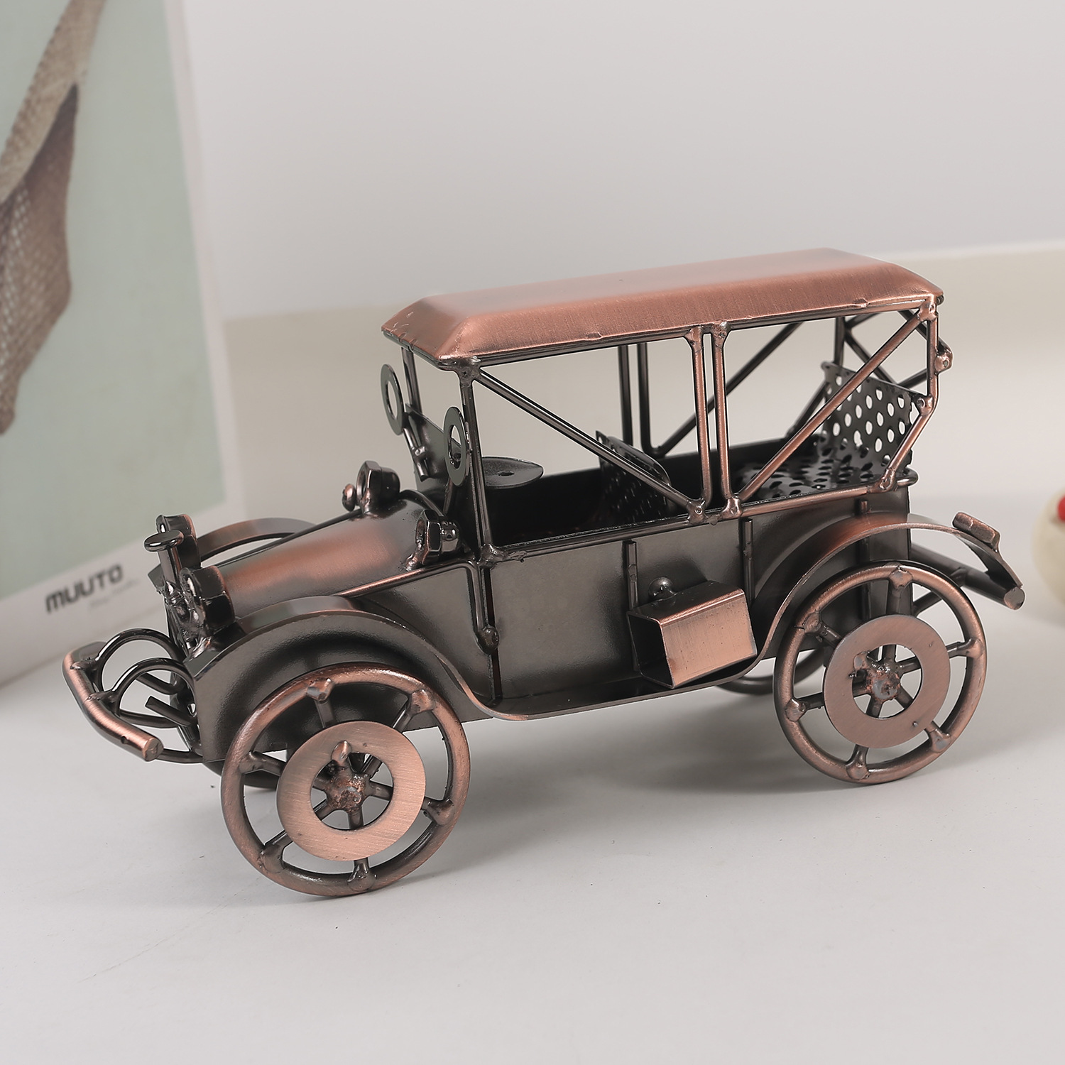 Europese stijl vintage legerin - Vintage Collectible Toys recensie en prijs
